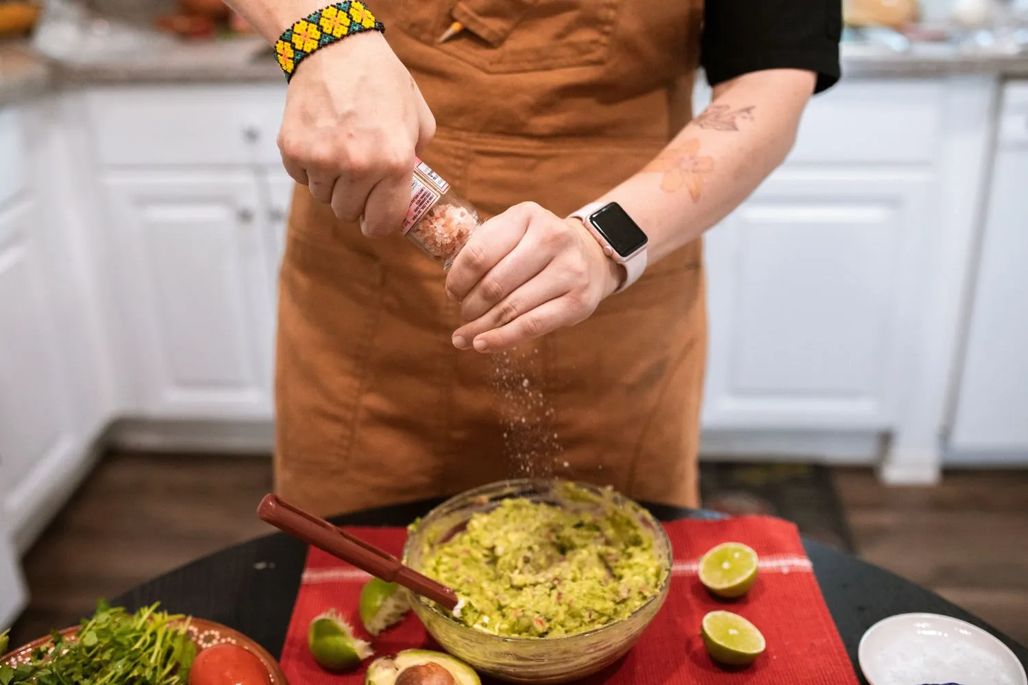Cuánta sal es demasiada: guía práctica para reducir el sodio sin sacrificar el sabor